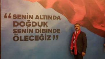 ŞEHİT KARDEŞİNDEN BAYRAK ÇAĞRISI