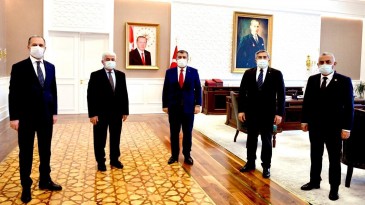 MİLLETVEKİLİ  YAYMAN SAĞLIK BAKANI FAHRETTİN KOCA İLE HATAY İÇİN GÖRÜŞTÜ