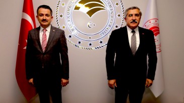 YAYMAN ÇİFTÇİLERİN SORUNU İÇİN BAKAN PAKDEMİRLİ İLE GÖRÜŞTÜ