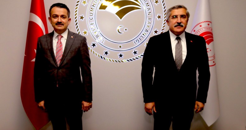 YAYMAN ÇİFTÇİLERİN SORUNU İÇİN BAKAN PAKDEMİRLİ İLE GÖRÜŞTÜ