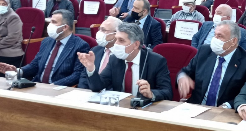 BAŞKAN YAVUZ HATSU’NUN SOSYAL ADALET AYIBINI BÜYÜKŞEHİR MECLİSİNDE VİCDANLARA SESLENDİ