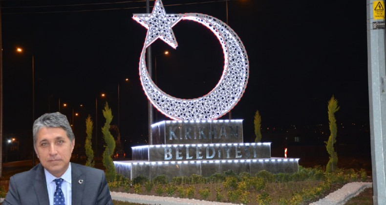 BAŞKAN YAVUZ; “KIRIKHAN’IN DÖRT BİR YANINI AY YILDIZ İLE SÜSLEMEYE DEVAM EDİYORUZ”
