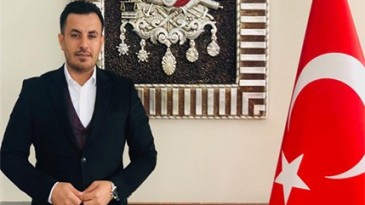 MHP İlçe Başkanı Hamza Cirnooğlu; “23 Nisan ruhunda milli hakimiyet yatıyor”
