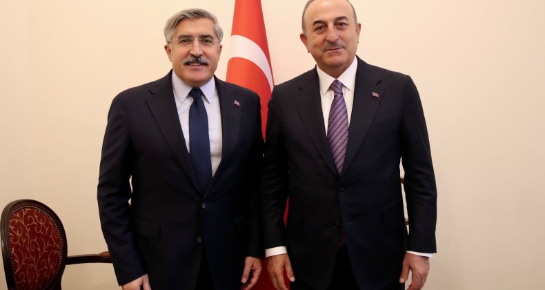 YAYMAN, BAKAN ÇAVUŞOĞLU İLE HATAY İÇİN GÖRÜŞTÜ