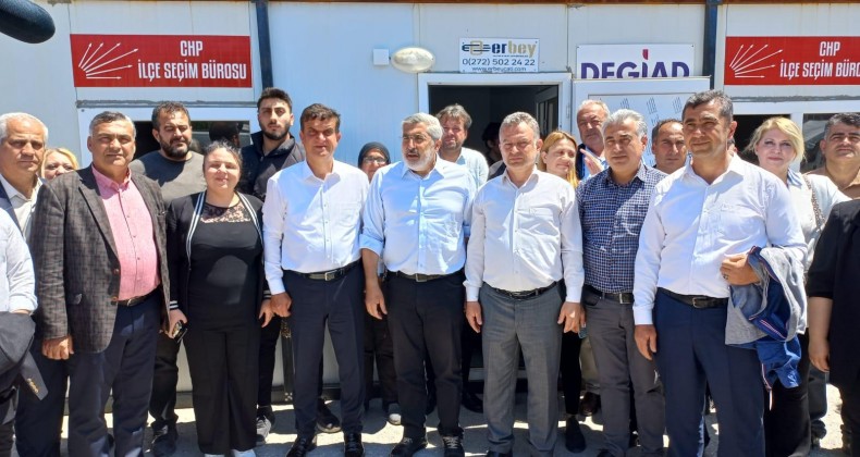 *YAYMAN CHP SEÇİM BÜROSUNU ZİYARET ETTİ