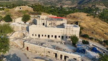 Kırıkhan’ın Manevi Muhafızı Yeniden Ayağa Kalkıyor: Bâyezîd-i Bistâmî Türbesinde Restorasyon Sürüyor