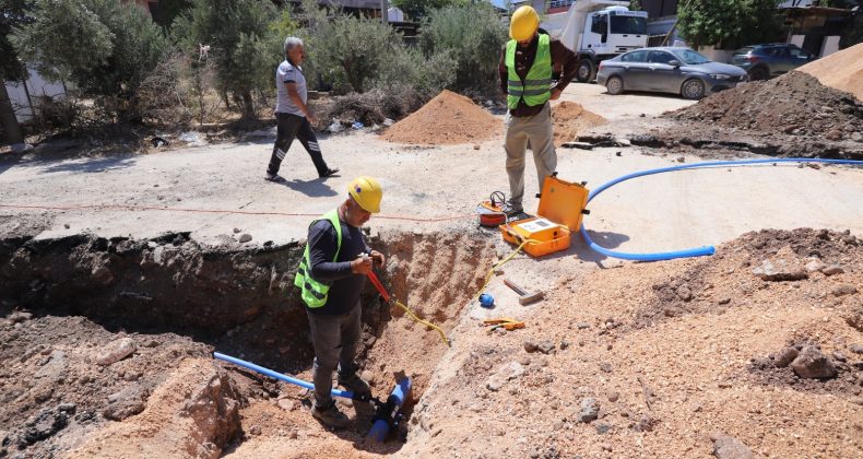 KIRIKHAN’DA İÇME SUYU AĞI YENİLENİYOR
