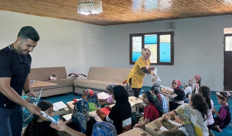 “Yüreğimizdeki Işık Projesi” Kapsamında Kırıkhan’da Diş Sağlığı Taraması Gerçekleştirildi