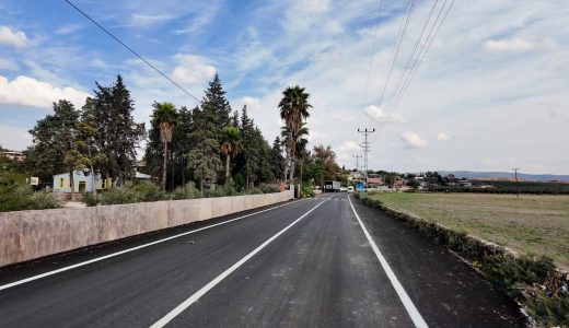 HBB’DEN KUMLU AKPINAR BAĞLANTI YOLUNDA BETON ASFALT ÇALIŞMASI