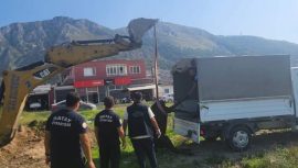 Antakya’da Kuyuya Düşen At İtfaiye Ekiplerince Kurtarıldı