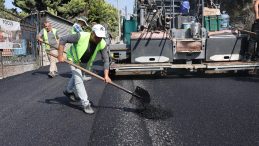 DEFNE DEVLET HASTANESİ YOLUNDA BETON ASFALT
