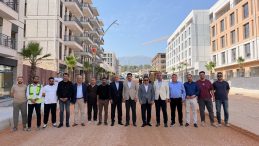 KANATLI’DA YENİ ÇARŞI ŞEKİLLENİYOR: 30 METRELİK CADDE, DÜZENLİ PARK ALANLARI