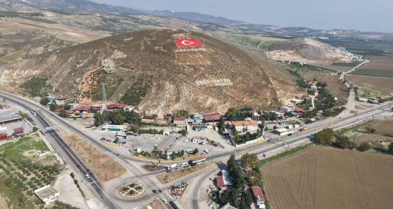 HBB’DEN 29 EKİM CUMHURİYET BAYRAMI’NA ÖZEL TÜRK BAYRAĞI BOYAMA ÇALIŞMASI