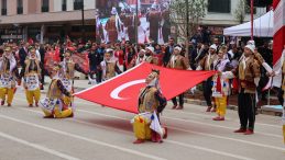 YENİDEN HAYAT BULAN ATATÜRK CADDESİ’NDE CUMHURİYET COŞKUSU