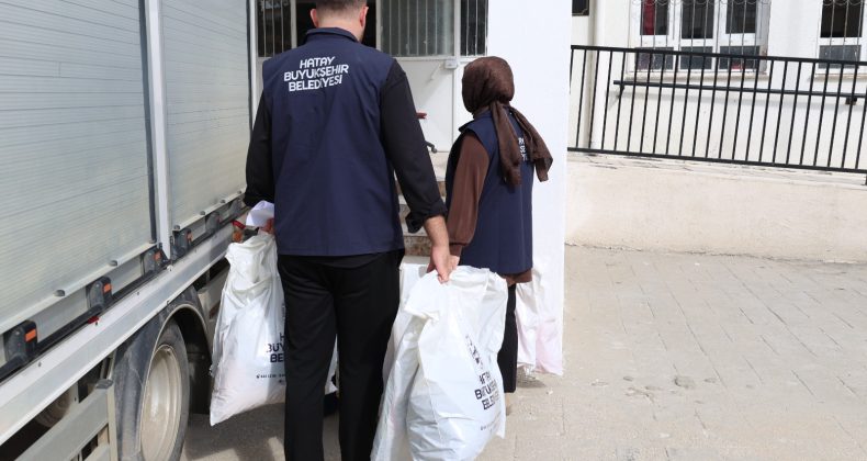 HBB’DEN ÖZEL EĞİTİM GÖREN ÖĞRENCİLERE KIYAFET VE KIRTASİYE DESTEĞİ