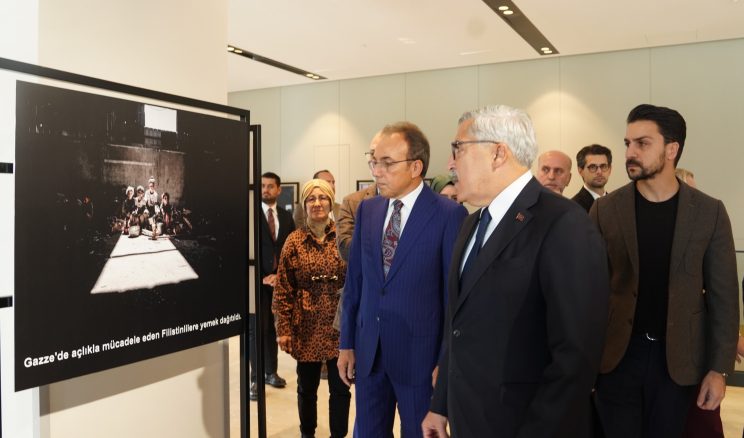 AK Parti’de “Gazze: Vicdanın Şahitliği” fotoğraf sergisi açıldı